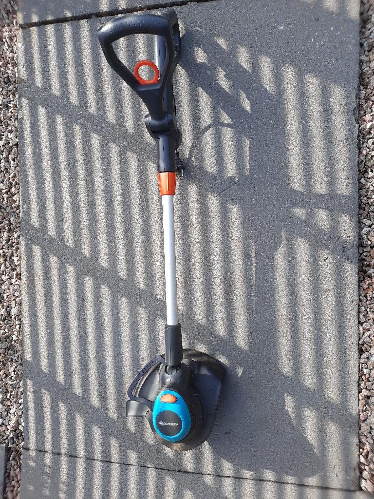 Strimmer van Gardena, Tuin en Terras, Grastrimmers, Ophalen, Zo goed als nieuw, Elektrisch, Gardena