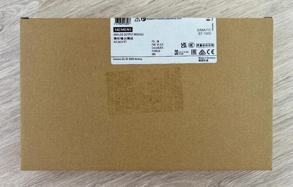 SIEMENS - Simatic - Analog Output - S7-1500 - 6ES7532-5NB00, Hobby en Vrije tijd, Elektronica-componenten, Ophalen of Verzenden