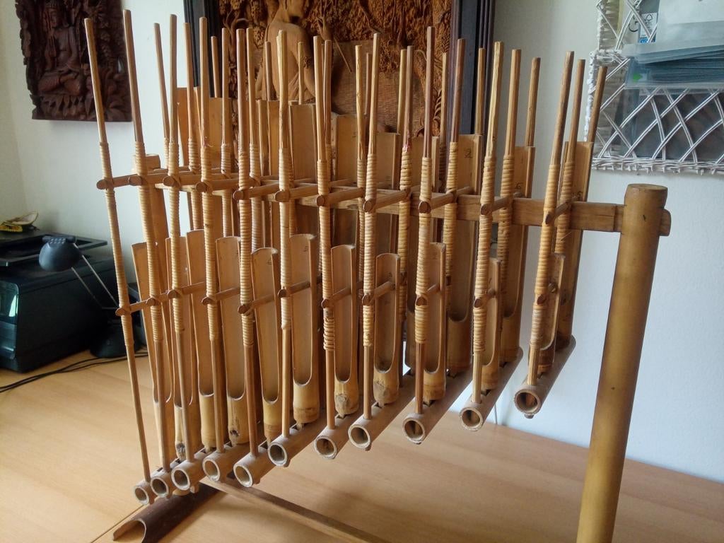 Grote Indonesische Angklung vaste prijs € 35, Ophalen of Verzenden, Overige soorten