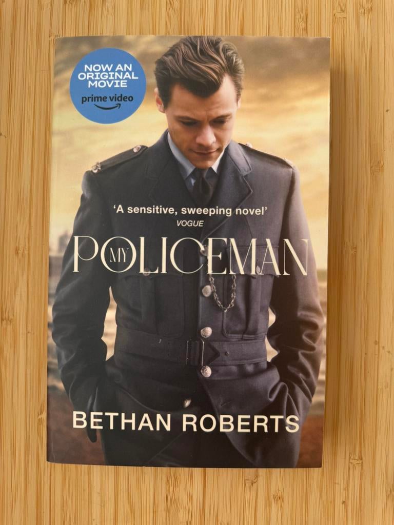 My Policeman - Bethan Roberts - Harry styles cover, Ophalen, Zo goed als nieuw