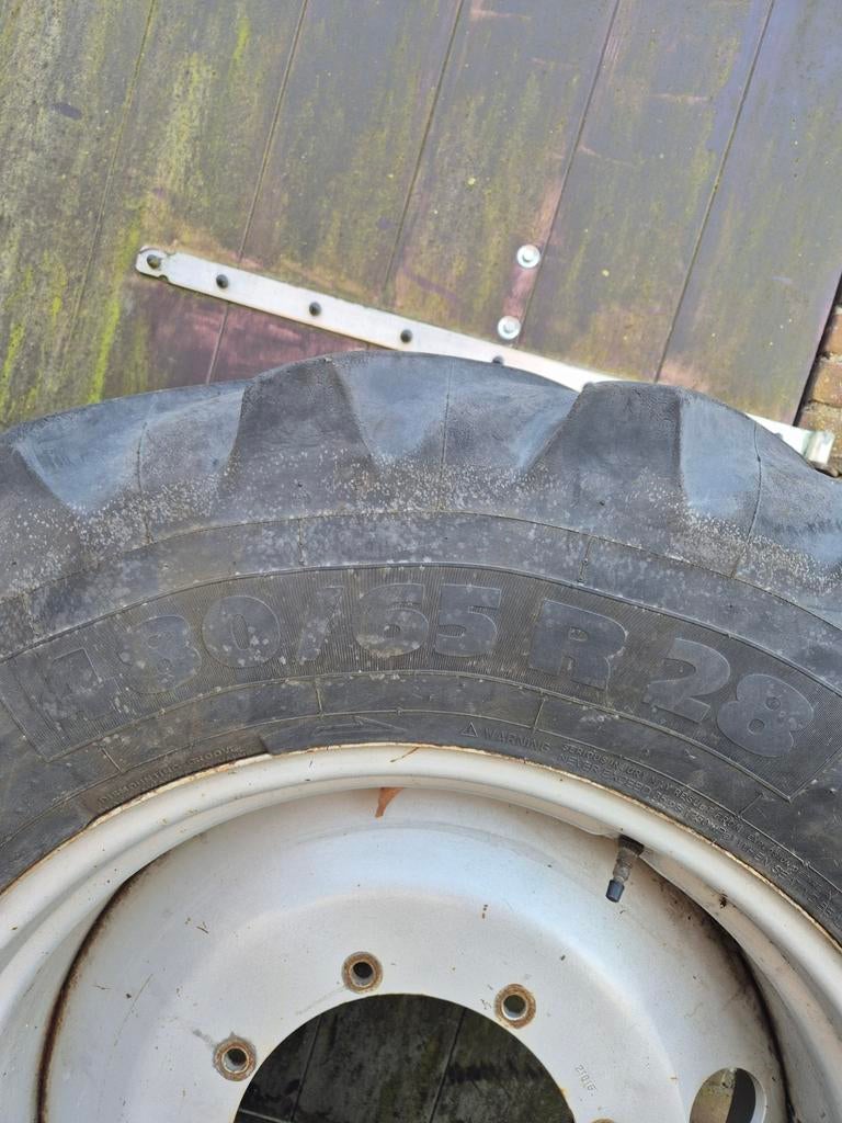 480/65R28 Michelin Multibib, Zakelijke goederen, Agrarisch | Onderdelen | Banden, Velgen en Assen, Ophalen