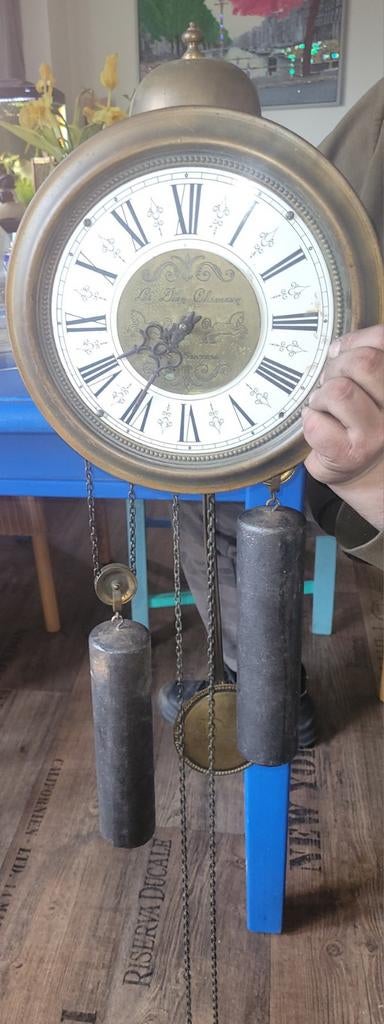 Comtoise klok, Ophalen