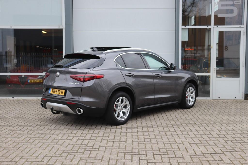 Alfa Romeo Stelvio 2.0 T AWD SUPER/ORIGNL/H&K/MEMORY/STOEL.S, Automaat, 4 cilinders, Bedrijf, 1600 kg