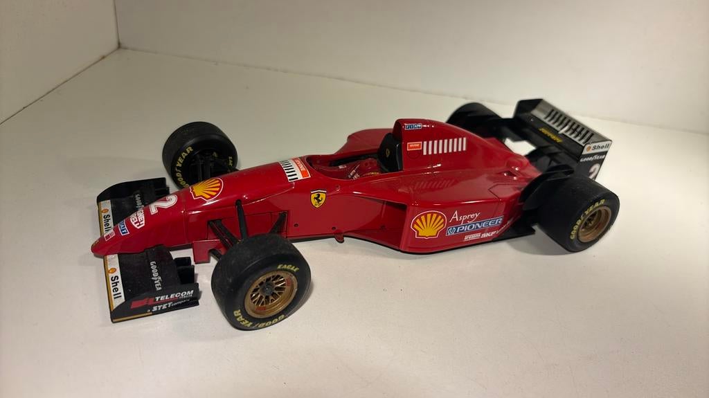 F1 Ferrari 412 t2 irvine minichamps 1.18