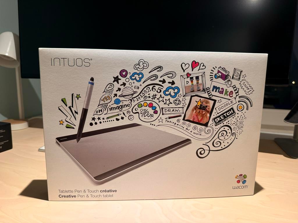Wacom Intuos Pen & Touch Medium - Zo goed als nieuw, Ophalen of Verzenden, Multi-touch, Zo goed als nieuw, Bedraad