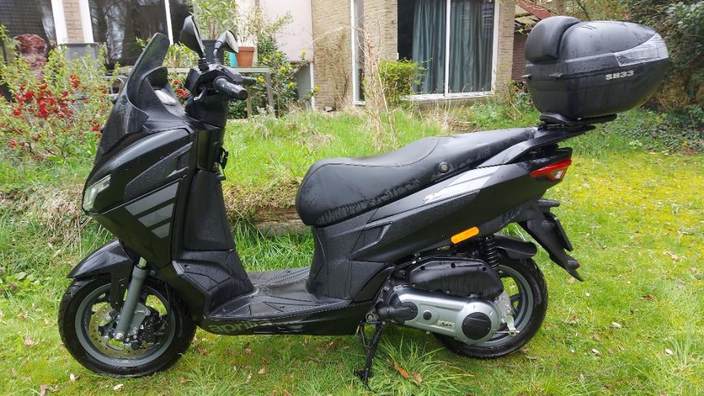 Nieuwe Aprilia sxr50 (2025) bromscooter, Overige modellen, Nieuw, Ophalen of Verzenden, Benzine