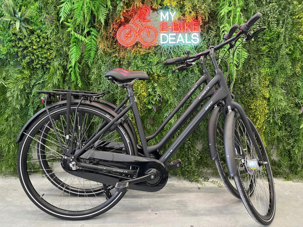 NIEUWE Set Giant Attend CS – Voorjaarsactie €549,99