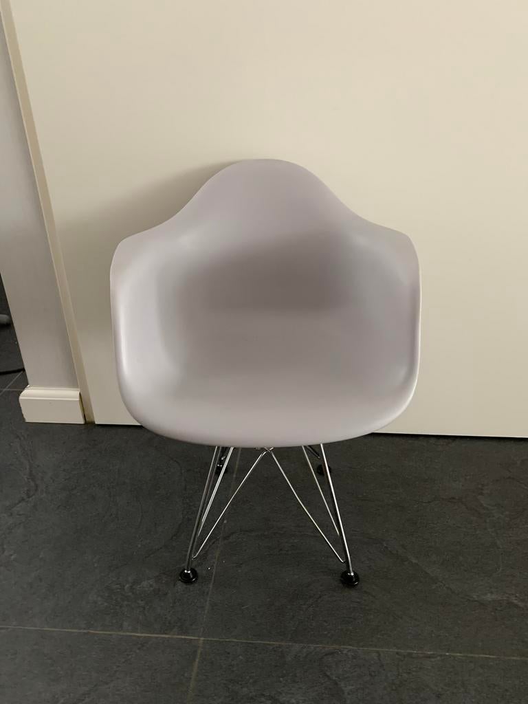 Kinder stoeltje kuipstoel grijs, Kinderen en Baby's, Kinderkamer | Tafels en Stoelen, Ophalen, Zo goed als nieuw, Stoel(en)