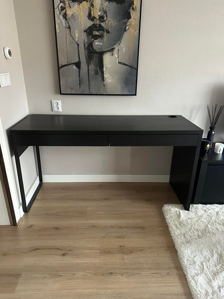 Ikea micke bureau, Ophalen, Zo goed als nieuw