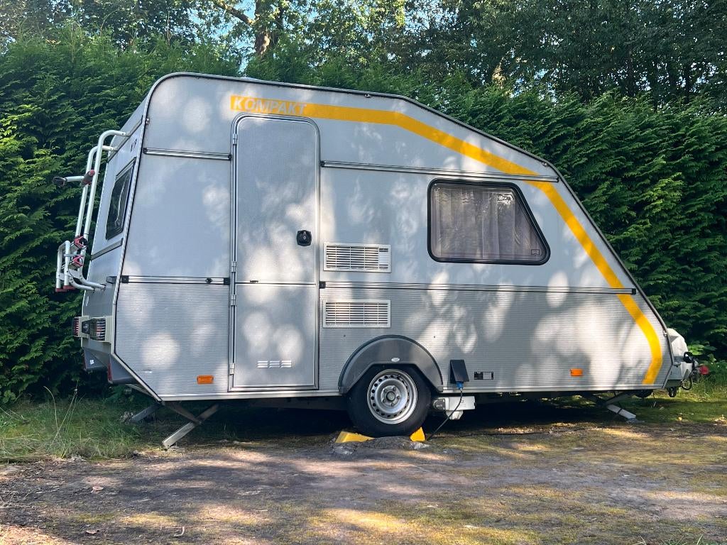 Kip Kompakt 37 EK (1996) | Lichtgewicht | Mover | Voortent, Standaardzit, 75 kg, Kip, Tot en met 2