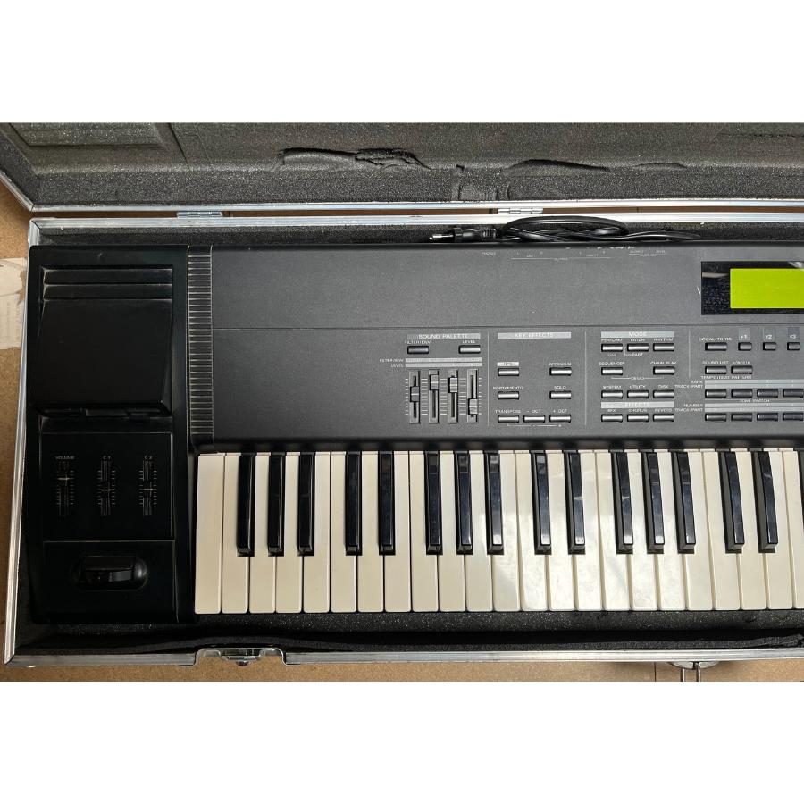 Roland XP80 Workstation Incl. Flightcase, Ophalen of Verzenden, Gebruikt, 61 toetsen, Roland