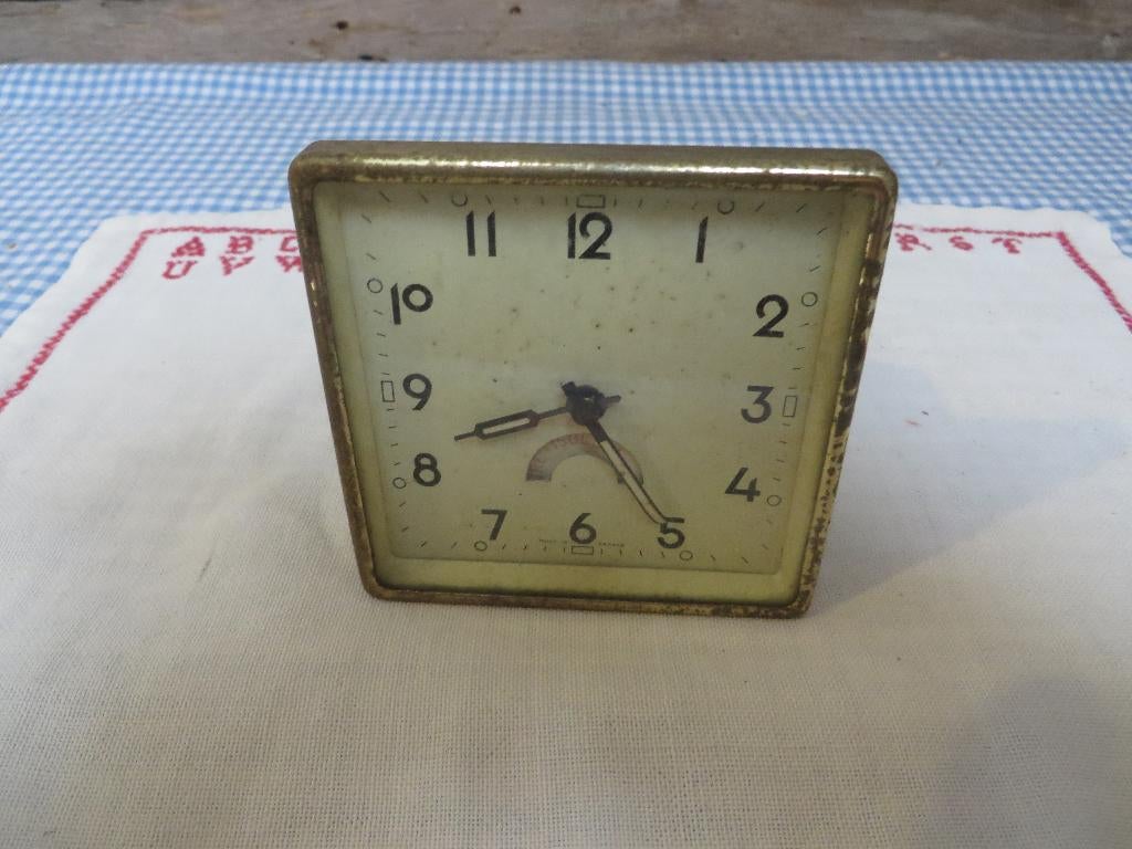 Oude amerikaans klokje, Antiek en Kunst, Antiek | Klokken, Ophalen of Verzenden