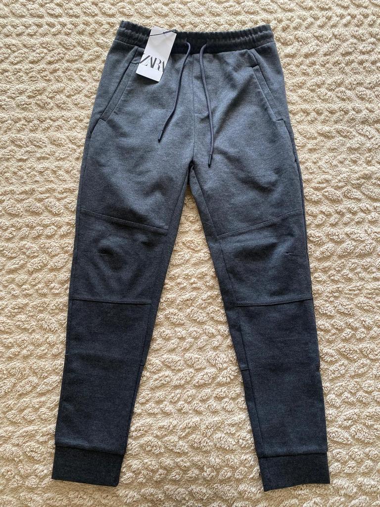Nieuwe Zara Joggingbroek Maat M - Donkergrijs, Ophalen of Verzenden, Nieuw, Maat 48/50 (M), Grijs