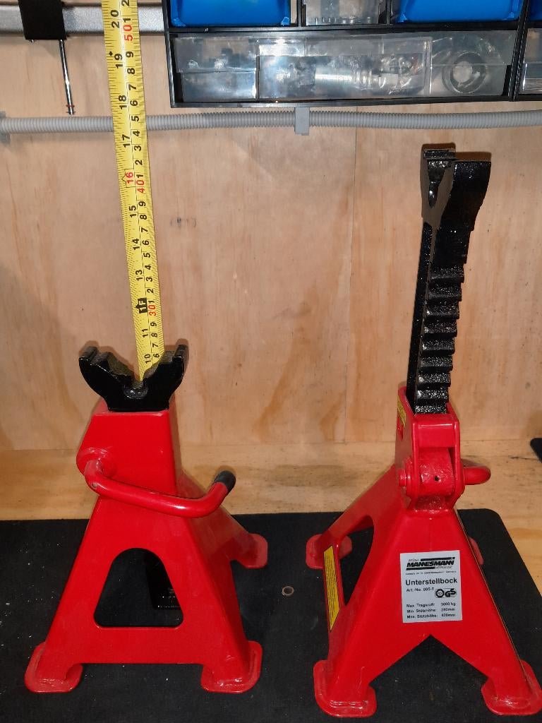 Assteunen zo goed als nieuw, Ophalen, Zo goed als nieuw, Mechanisch, Garagekrik