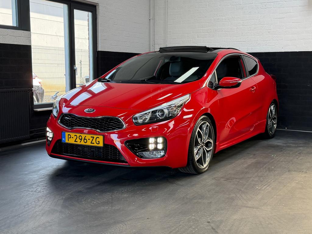 Kia Pro_cee'd 1.6 T-GDi GT | 204PK | Pano | Alcantara | Stoe, Voorwielaandrijving, Gebruikt, 4 cilinders, 14 km/l