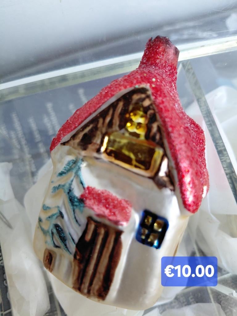 Antieke kerstbal huisjes., Ophalen