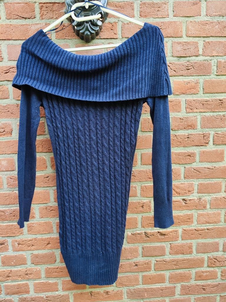 Donkerblauwe jurk met vleermuismouwen, Maat 38/40 (M), H&M, Blauw, Ophalen of Verzenden