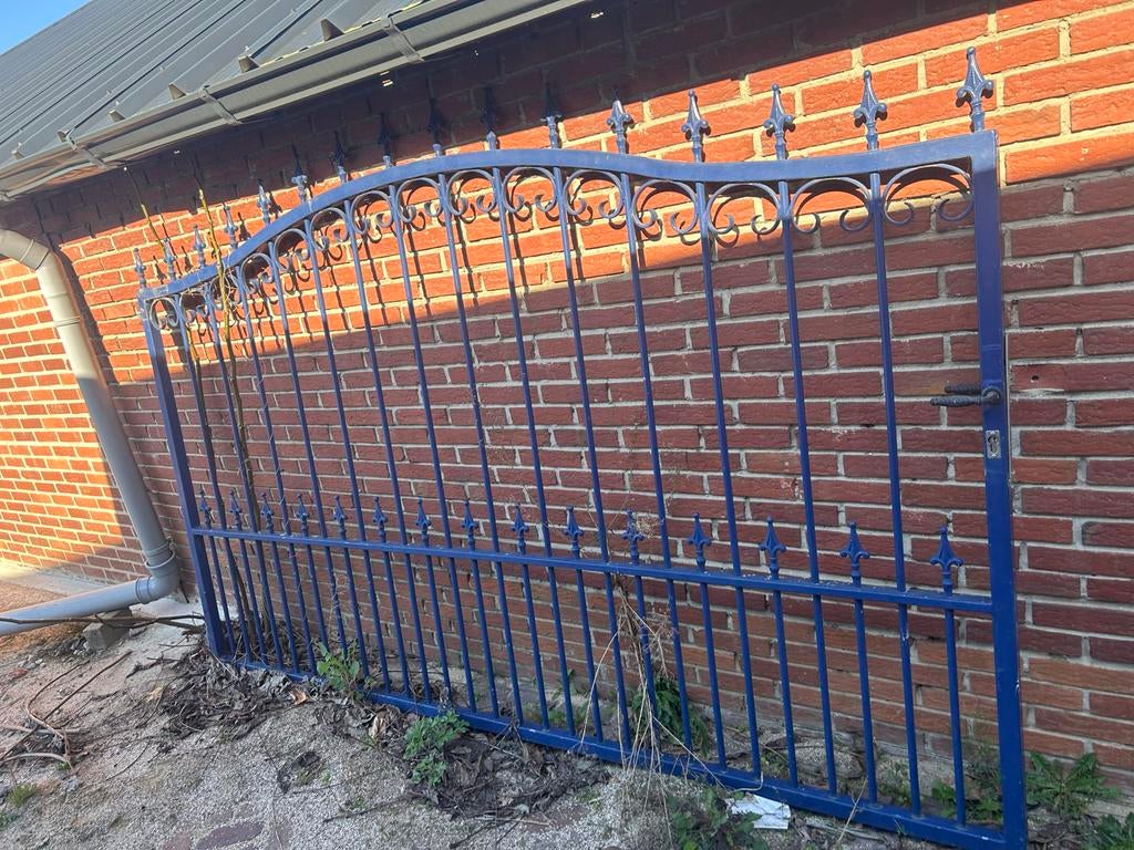 Blauwe ijzeren tuinpoort, Tuin en Terras, Gebruikt, Ophalen of Verzenden, 150 tot 200 cm, IJzer