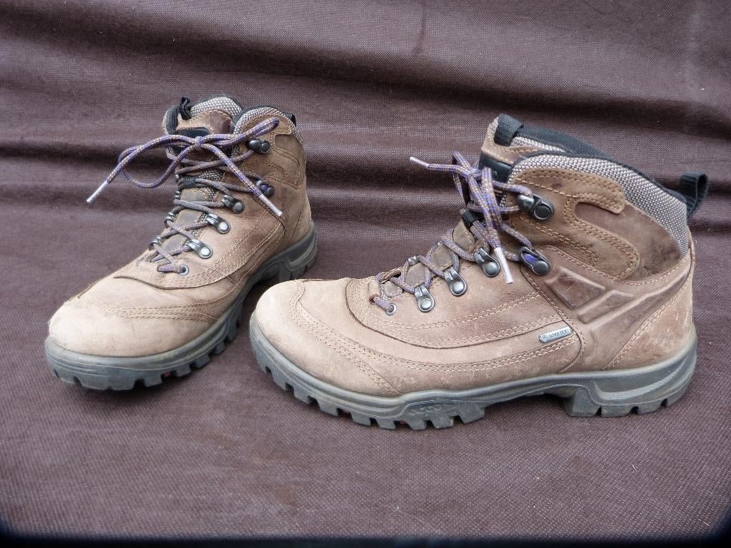 Ecco YAK lederen halfhoge wandelschoenen 40 GoreTex bruin, Kleding | Dames, Schoenen, Gedragen, Wandelschoenen, Bruin, Ophalen