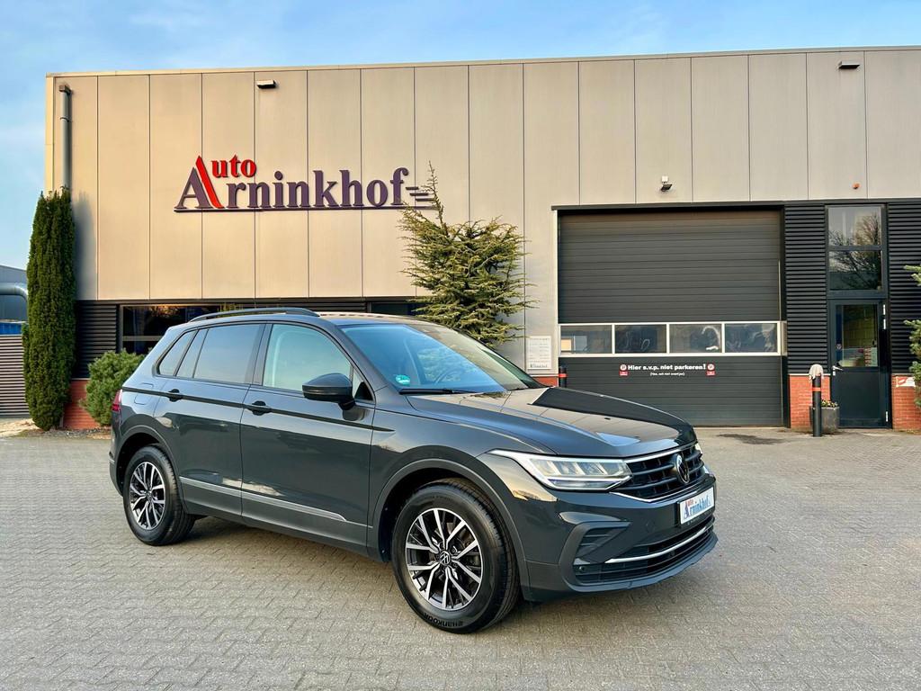 Volkswagen Tiguan 1.5 TSI Life, Voorwielaandrijving, 4 cilinders, LED verlichting, Bedrijf