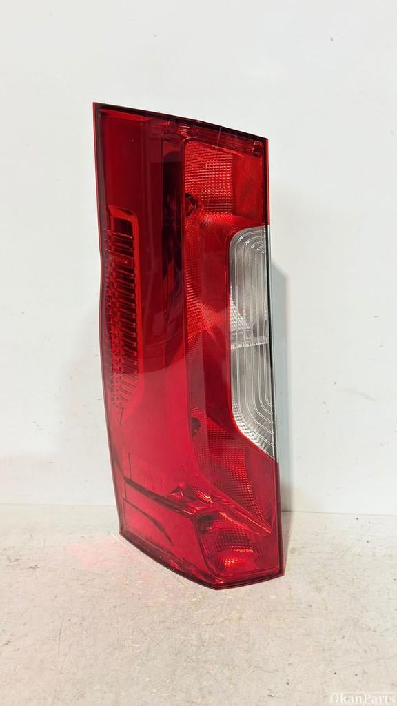 Mercedes Sprinter W907 W910 achterlicht links A9108200000