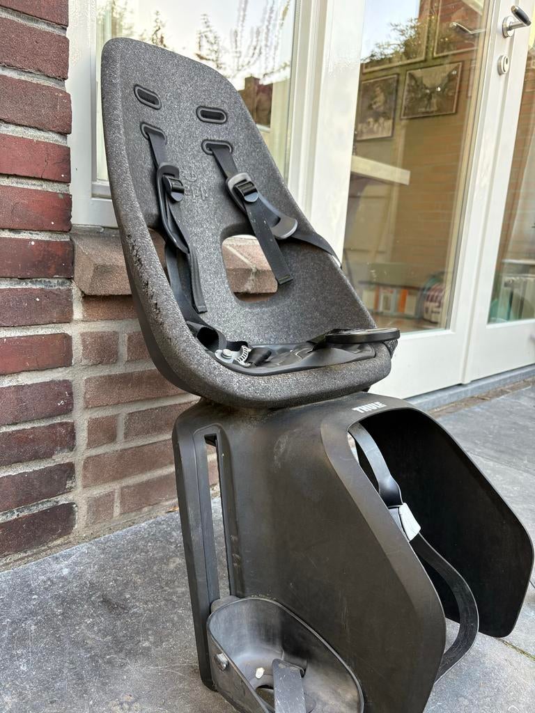 Thule Yepp next maxi fietsstoeltje, Achterzitje, Ophalen, 15 t/m 25 kg, Gebruikt