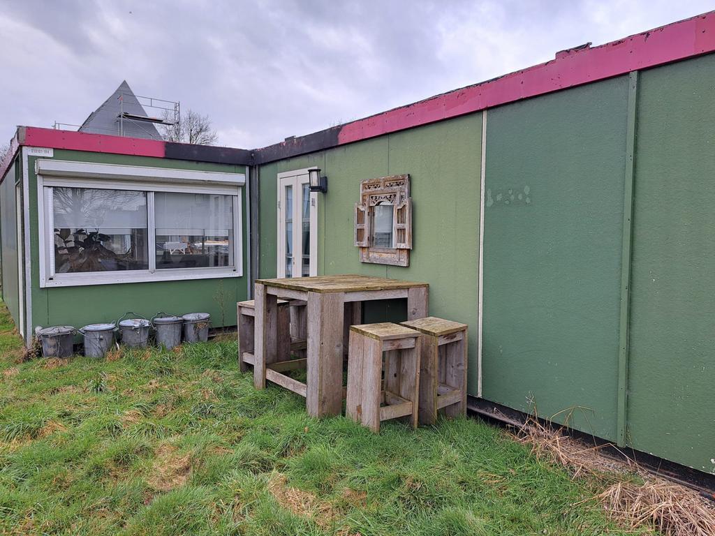 Woonunit 124m2 3 slaapkamers, beschikbaar vanaf augustus, Doe-het-zelf en Verbouw, Bouwketen en Schaftketen, Ophalen