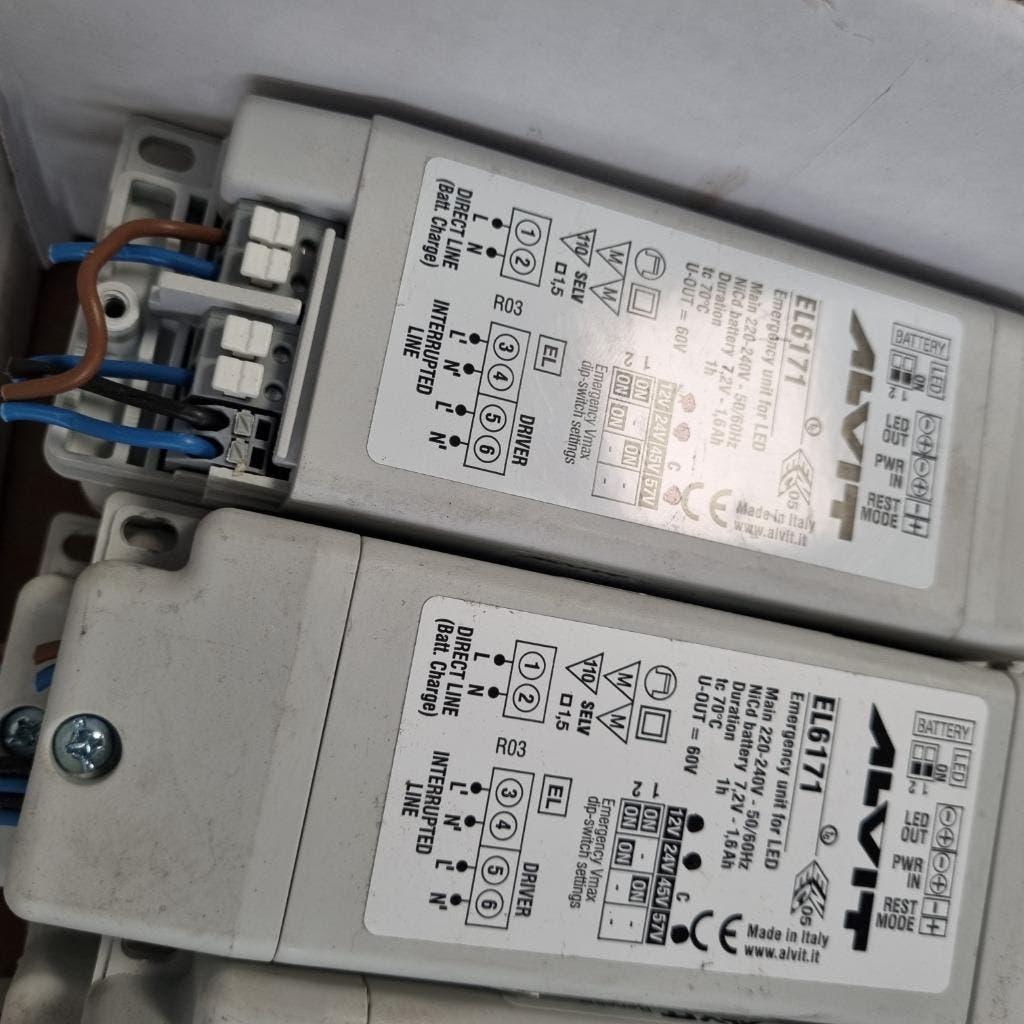 15X ALVIT LED DRIVER TRAFO EL6171 230-12-24-45-57V, Hobby en Vrije tijd, Elektronica-componenten, Ophalen of Verzenden, Gebruikt