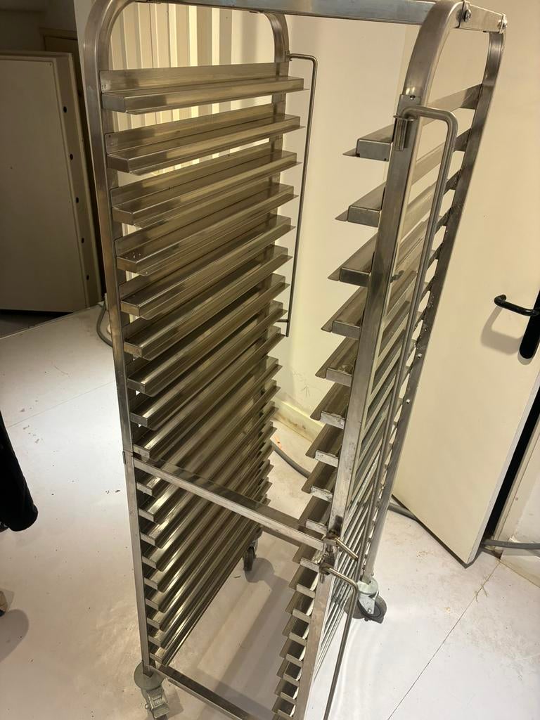 Regaalwagen, Huis en Inrichting, Ophalen