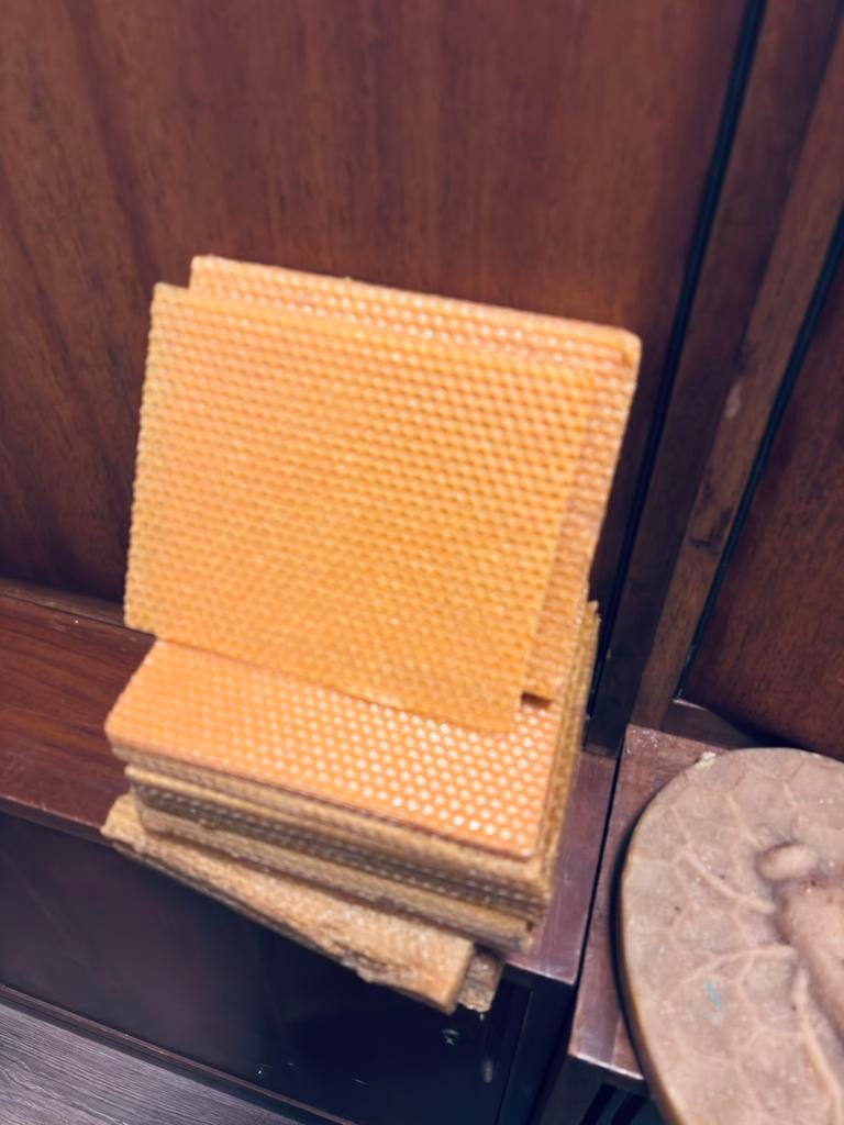 Bijenwas vellen voor kaarsen, Ophalen, Zo goed als nieuw