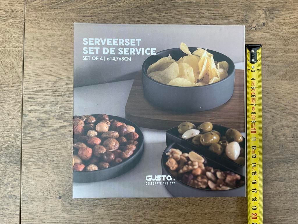 Nieuwe zwarte Gusta serveerset 4-delig tapas set, Huis en Inrichting, Keuken | Servies, Ophalen, Keramiek, Overige typen, Nieuw