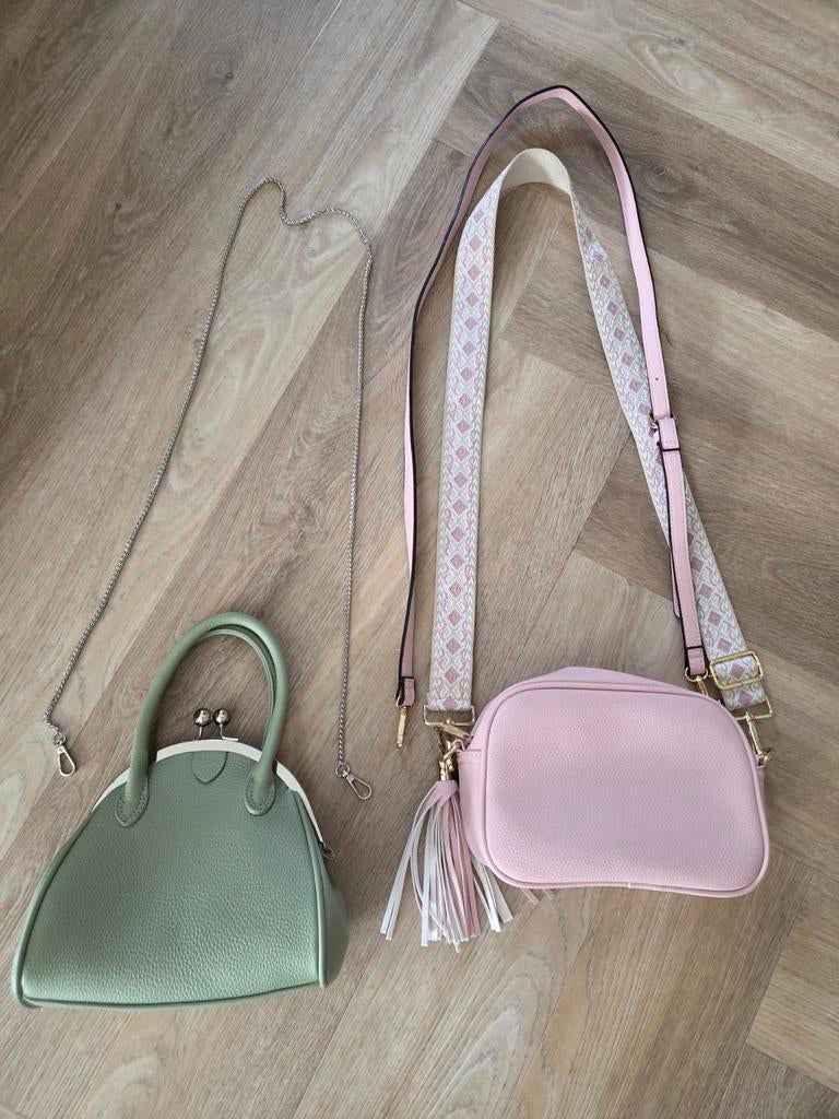 2 Nieuwe Leuke Zomertassen - Roze en Groen, Sieraden, Tassen en Uiterlijk, Tassen | Damestassen, Ophalen of Verzenden, Nieuw, Roze