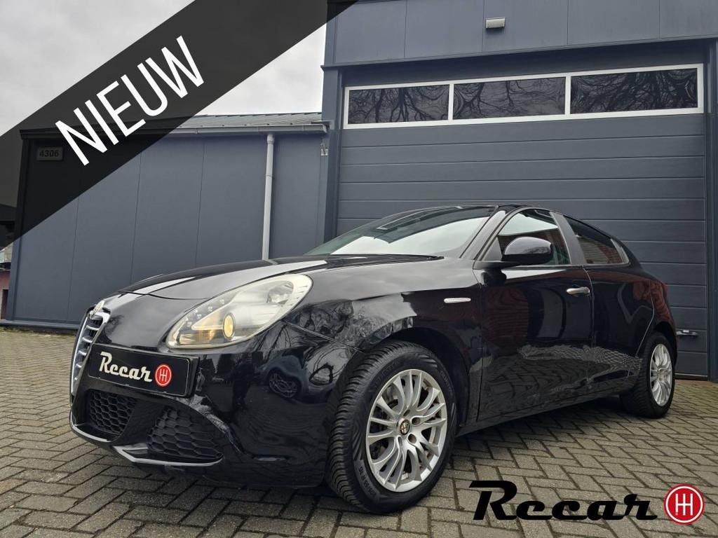 Alfa Romeo Giulietta - 1.4 T Progression/170Pk/Carplay/Koopj, Euro 5, Gebruikt, 4 cilinders, Zwart