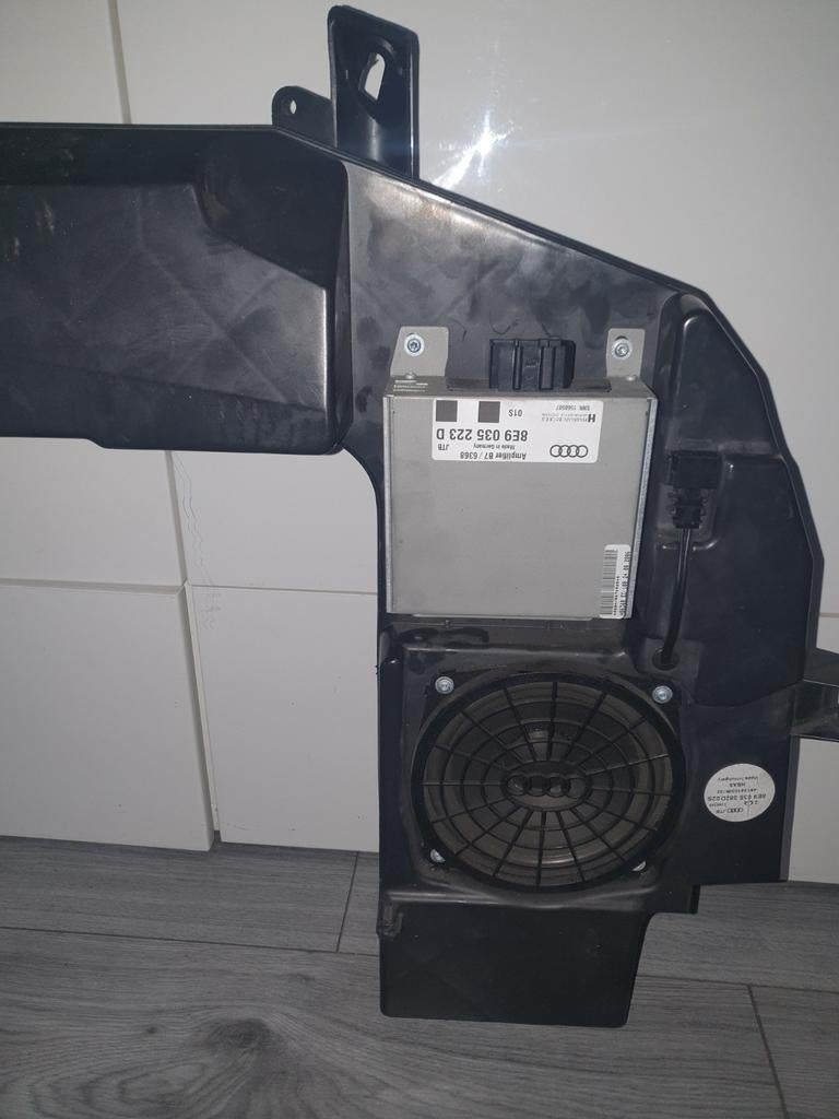 VAG Auto Surroundset Golf - Versterker en Speakers, Auto diversen, Ophalen of Verzenden, Gebruikt