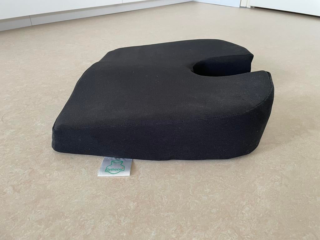 Orthocor orthopedisch stuitkussen zitkussen, Diversen, Verpleegmiddelen, Ophalen of Verzenden, Zo goed als nieuw