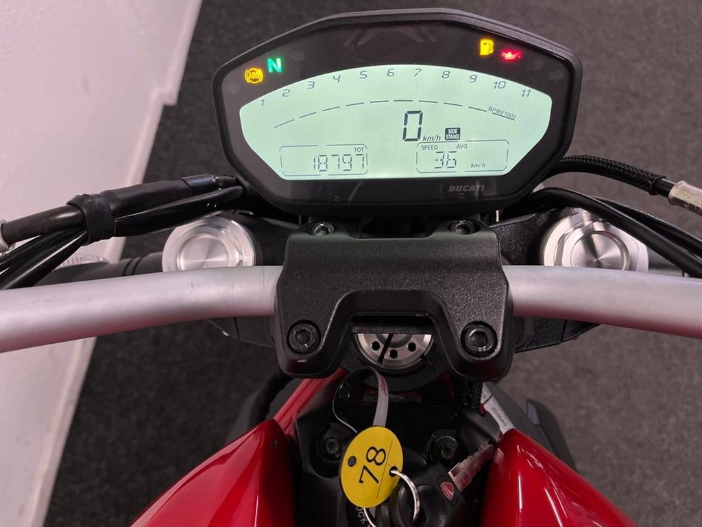 Ducati MONSTER 797 ABS (bj 2018), Motoren, Motoren | Ducati, DUCATI, 2 cilinders, Motorrijbewijs A, Bedrijf