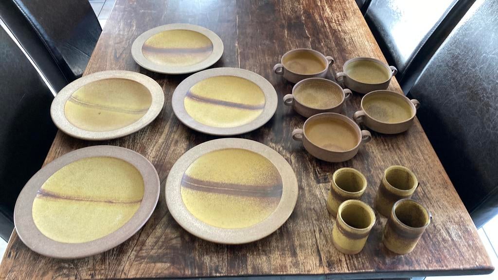 Robin Welch Pottery UK | 14 dlg. servies = kop soepkom bord, Ophalen of Verzenden