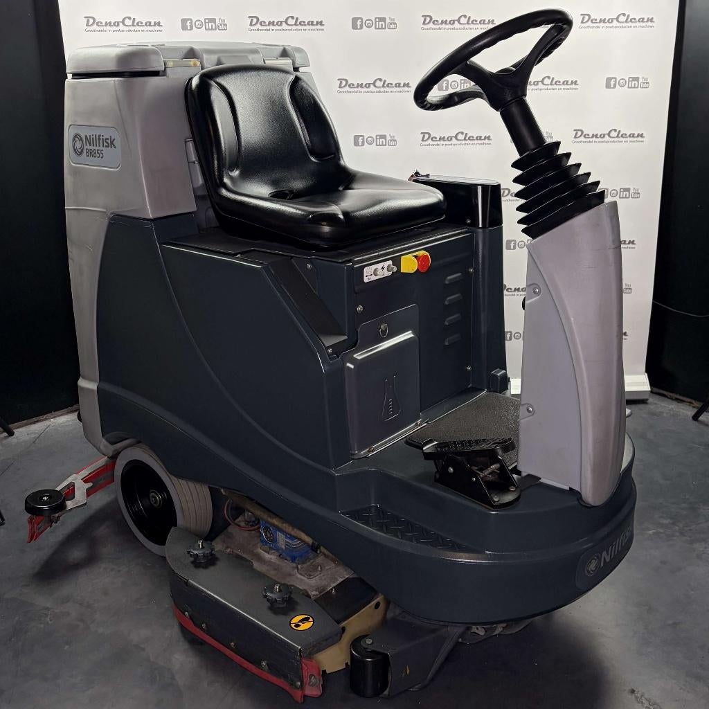 Nilfisk BR855 Ecoflex opzitschrobmachine, Gebruikt, Schrobmachine, Nilfisk, Ophalen of Verzenden