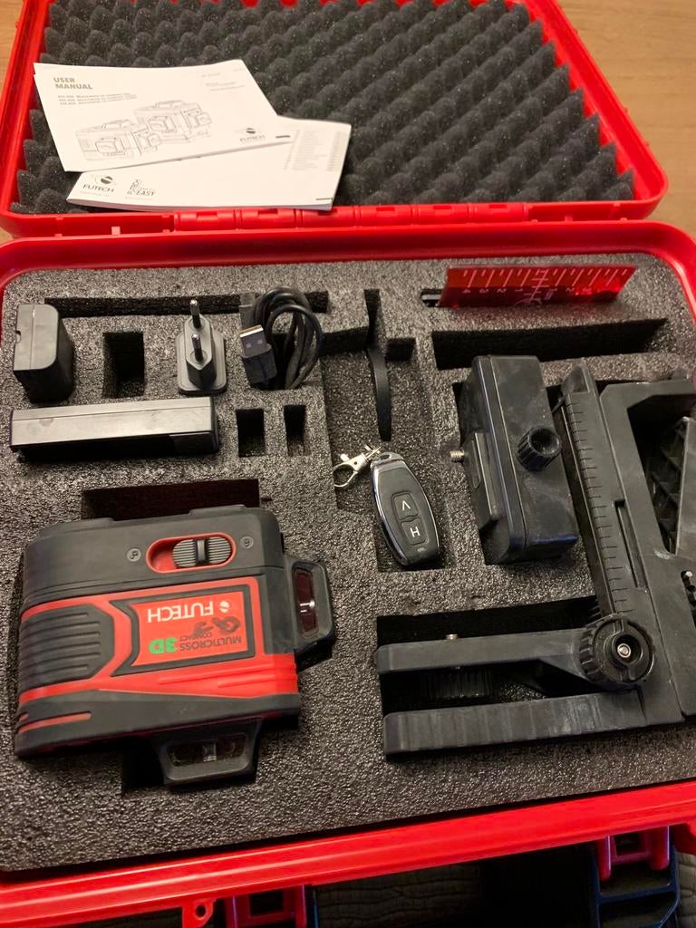 FUTECH MC3D MULTICROSS 3D COMPACT ,ROOD ., Ophalen of Verzenden, Nieuw