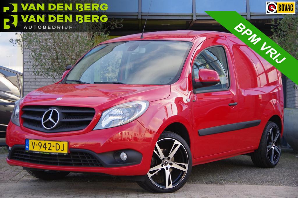 Mercedes-Benz Citan 112 AUT BENZINE, AIRCO, CRUISE, PARKEERS, Stof, Gebruikt, Euro 6, 4 cilinders