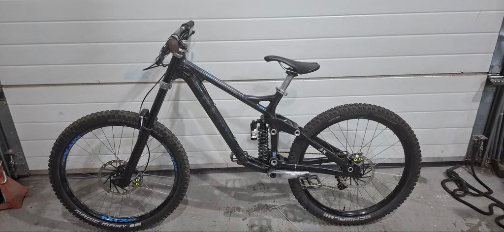 Kona Operator Downhill Mountainbike - Full Suspension, Fietsen en Brommers, Fietsen | Mountainbikes en ATB, Gebruikt, 53 tot 57 cm