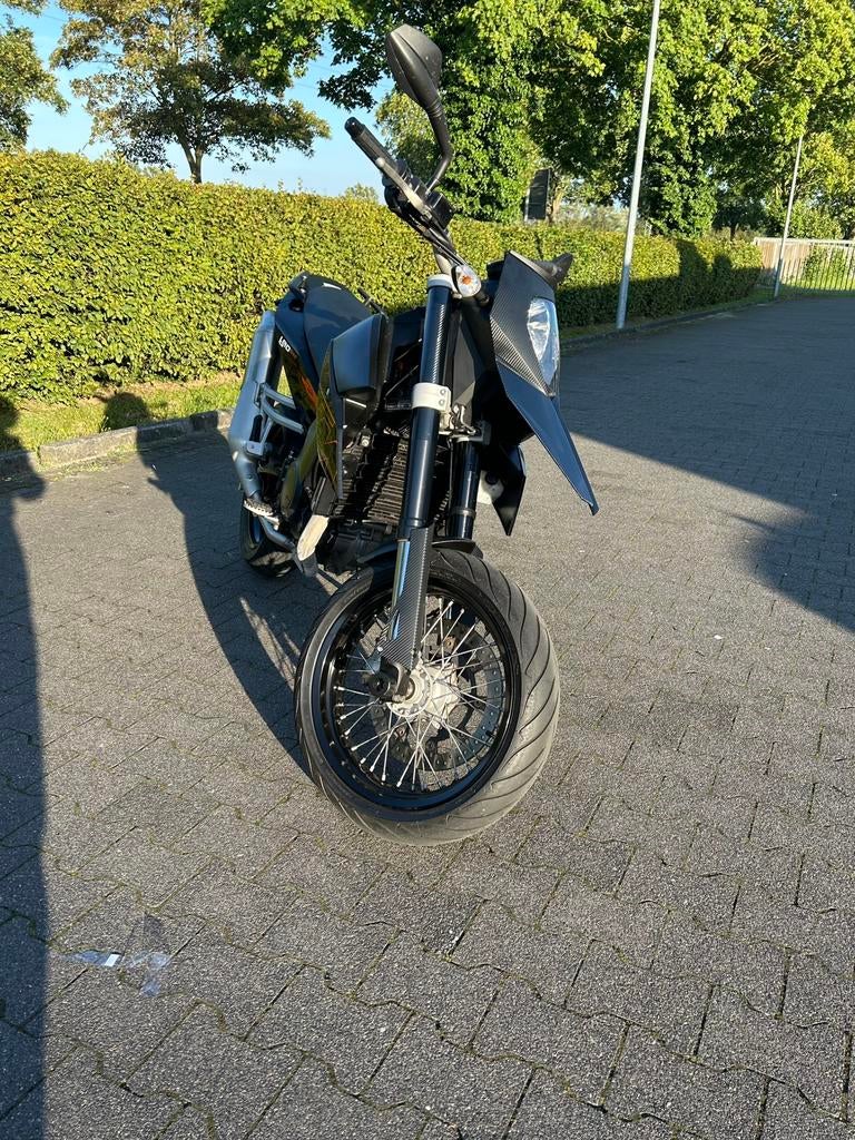 Ktm 690 sm, Ophalen, Gebruikt