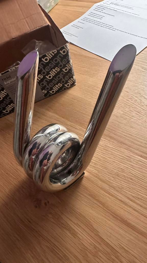 Design kapstok Frederik Rolje Twist, Wandkapstok, Nieuw, Ophalen of Verzenden, Minder dan 100 cm