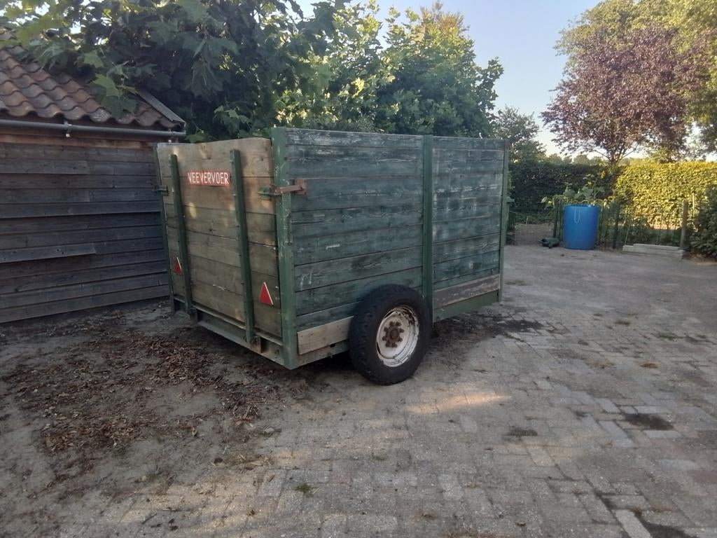 Te koop veewagen, Ophalen