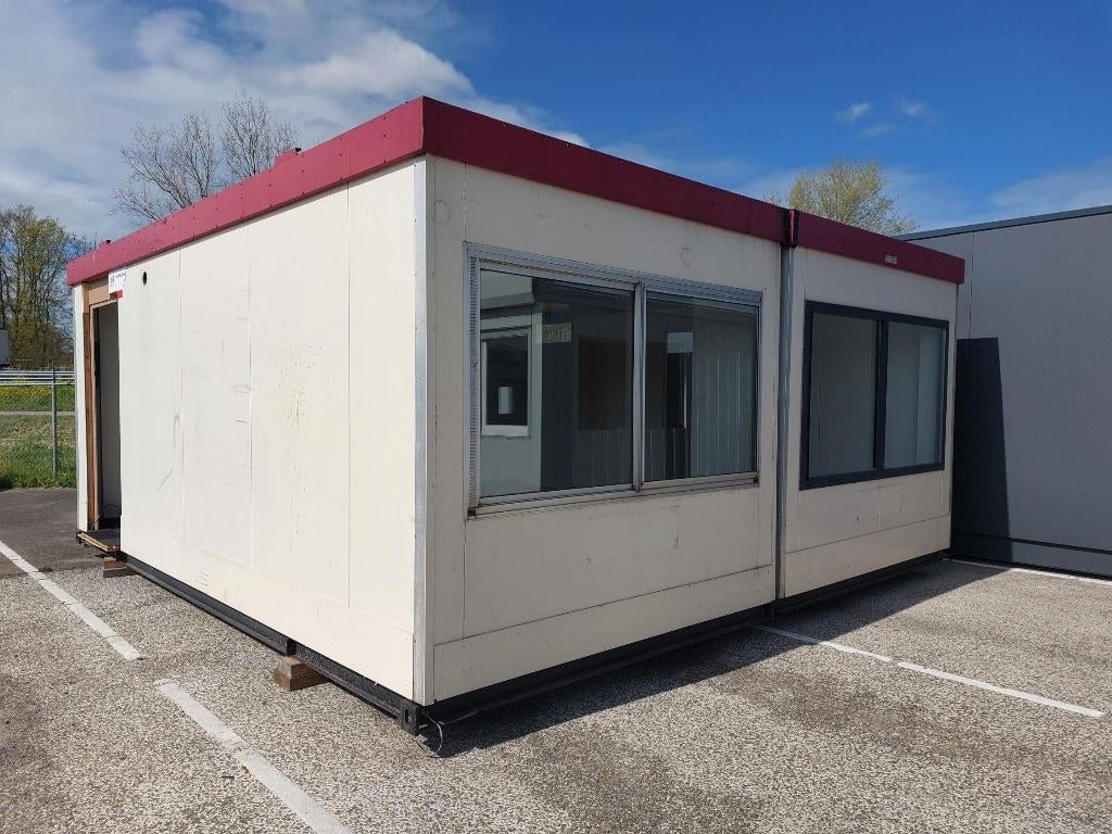Tweedelige voormalige kantineset - ca. 6x6m - meeneemprijs, Zakelijke goederen, Machines en Bouw | Keten en Containers, Ophalen of Verzenden