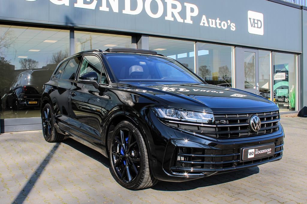 Volkswagen Touareg 3.0 TSi eHybrid 4M R Edition PANO HUD 360, Automaat, Gebruikt, 2995 cc, 462 pk