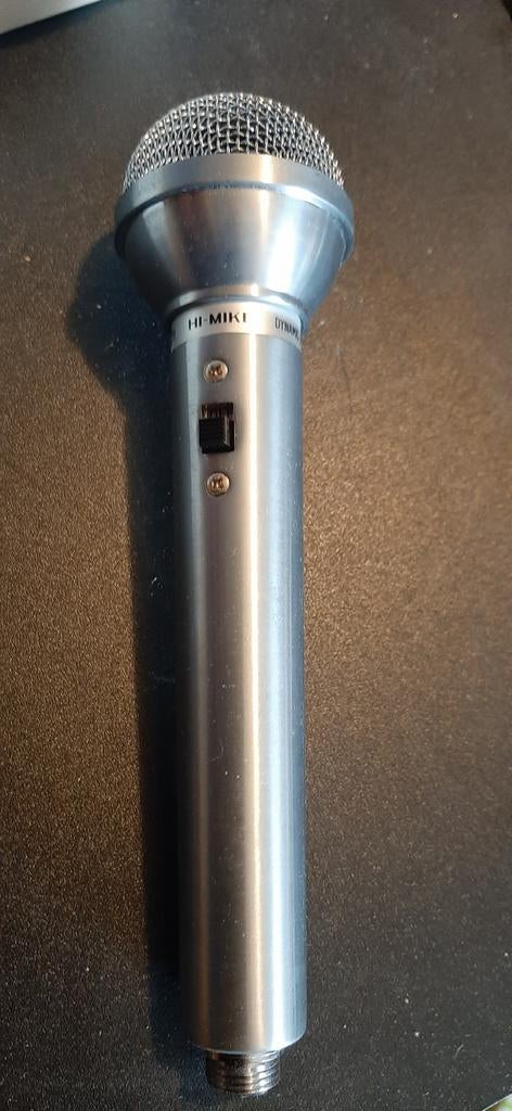 Hi-Mike DM-109 Dynamische Microfoon met Kabel en Standaard, Muziek en Instrumenten, Microfoons, Ophalen of Verzenden, Gebruikt