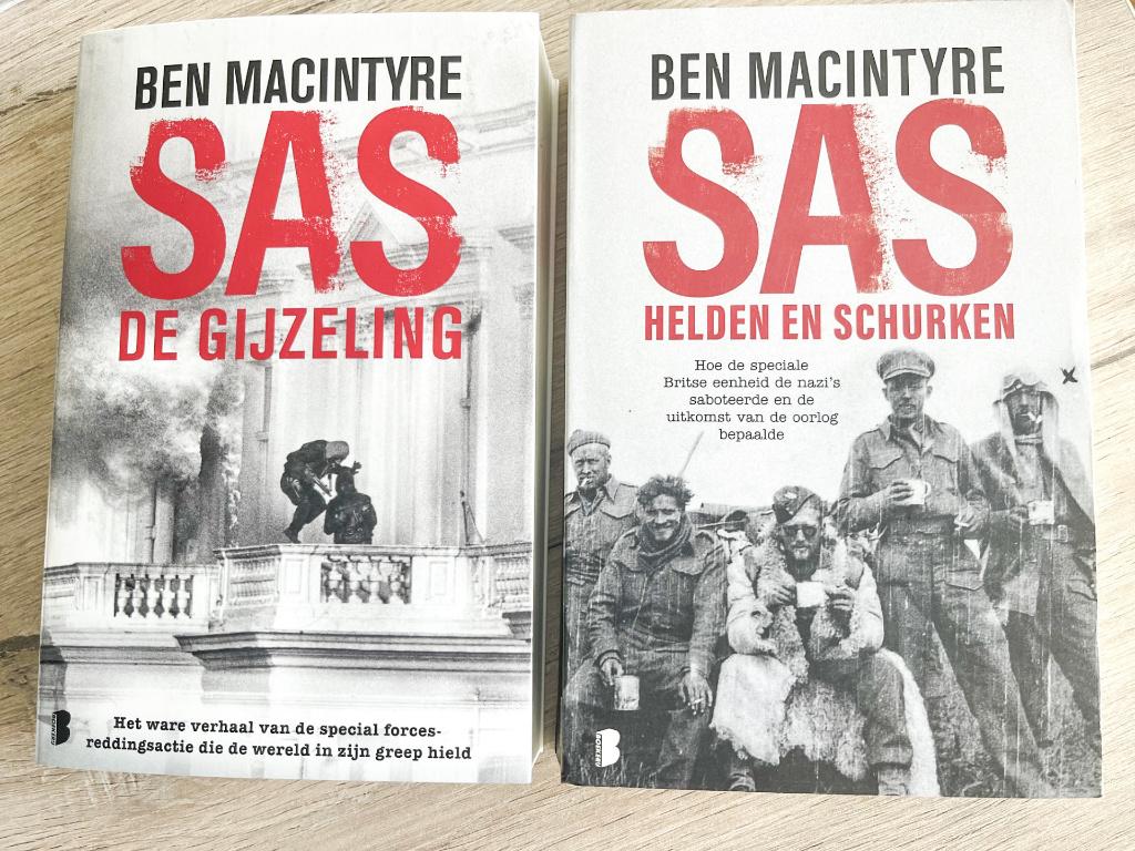 BEN MACINTYRE - Helden en schurken / de gijzeling (SAS), Ophalen of Verzenden, Tweede Wereldoorlog, Zo goed als nieuw