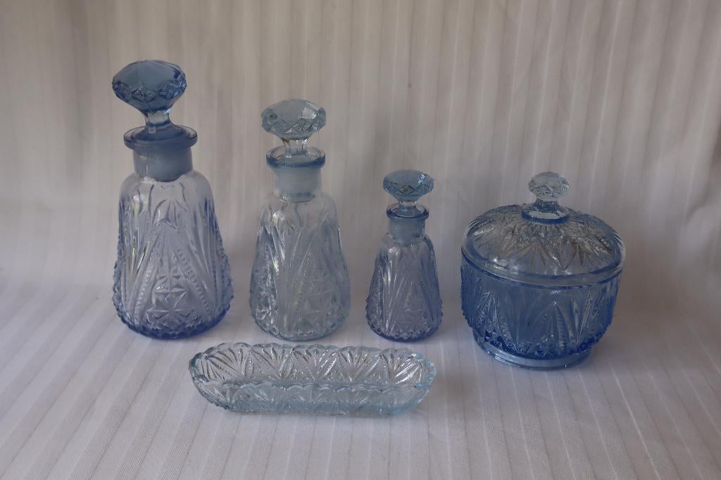 Antiek Scailmont blauw gegoten kristal kaptafelset 1920-1930, Ophalen of Verzenden