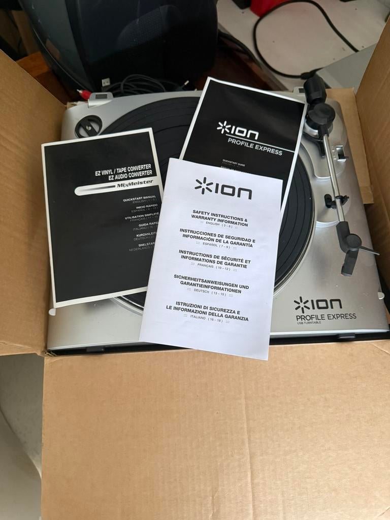 Platen speler USB merk ION nieuw, Ophalen of Verzenden, Zo goed als nieuw, Overige merken